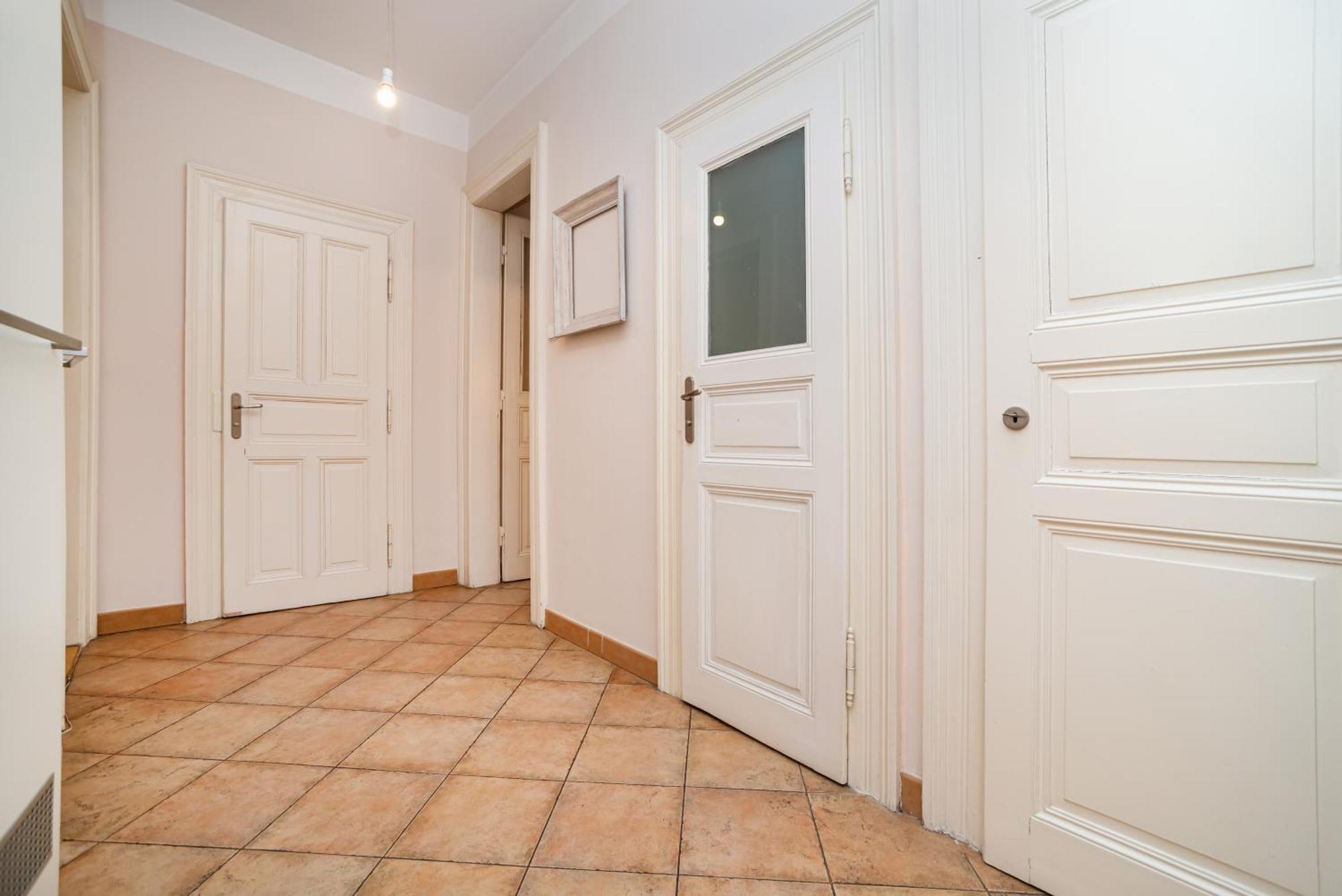 Large And Modern Apartment In The Heart Of Praha Bagian luar foto
