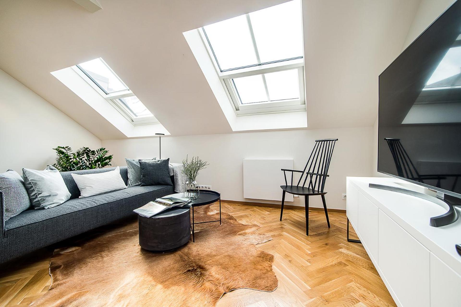 Large And Modern Apartment In The Heart Of Praha Bagian luar foto