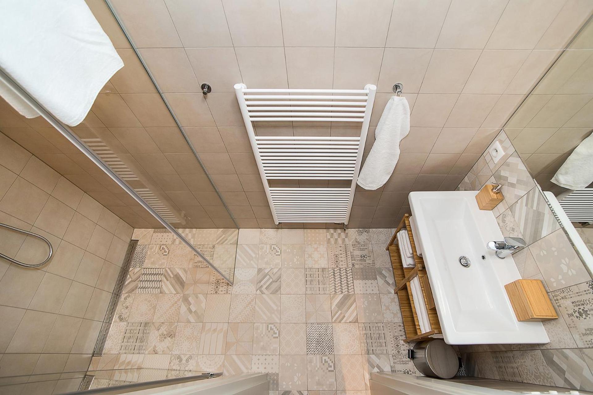 Large And Modern Apartment In The Heart Of Praha Bagian luar foto